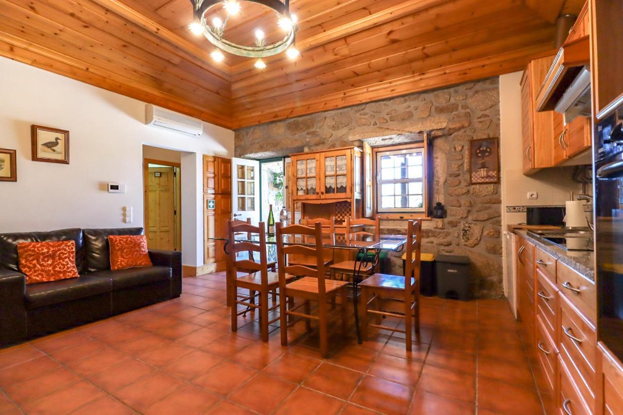 Casa Largo Do Porto - Country House With Swimming Pool Viana do Castelo Dış mekan fotoğraf